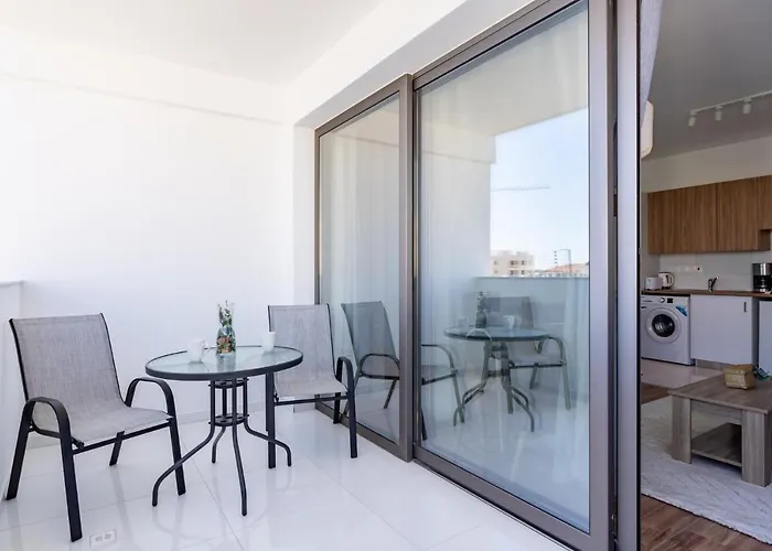 Livia In Apartamento *